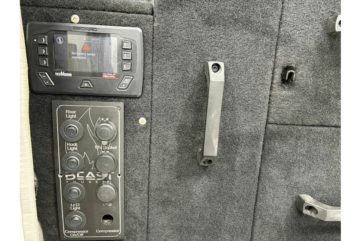 2011 Toyota Landcruiser Workmate VDJ76R