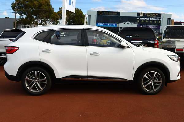 2024 MG HS Excite SAS23