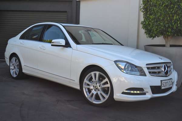 2012 Mercedes-Benz C-Class C250 CDI BlueEFFICIENCY Avantgarde W204