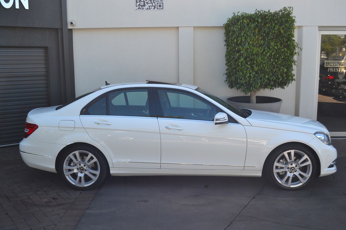 2012 Mercedes-Benz C-Class C250 CDI BlueEFFICIENCY Avantgarde W204