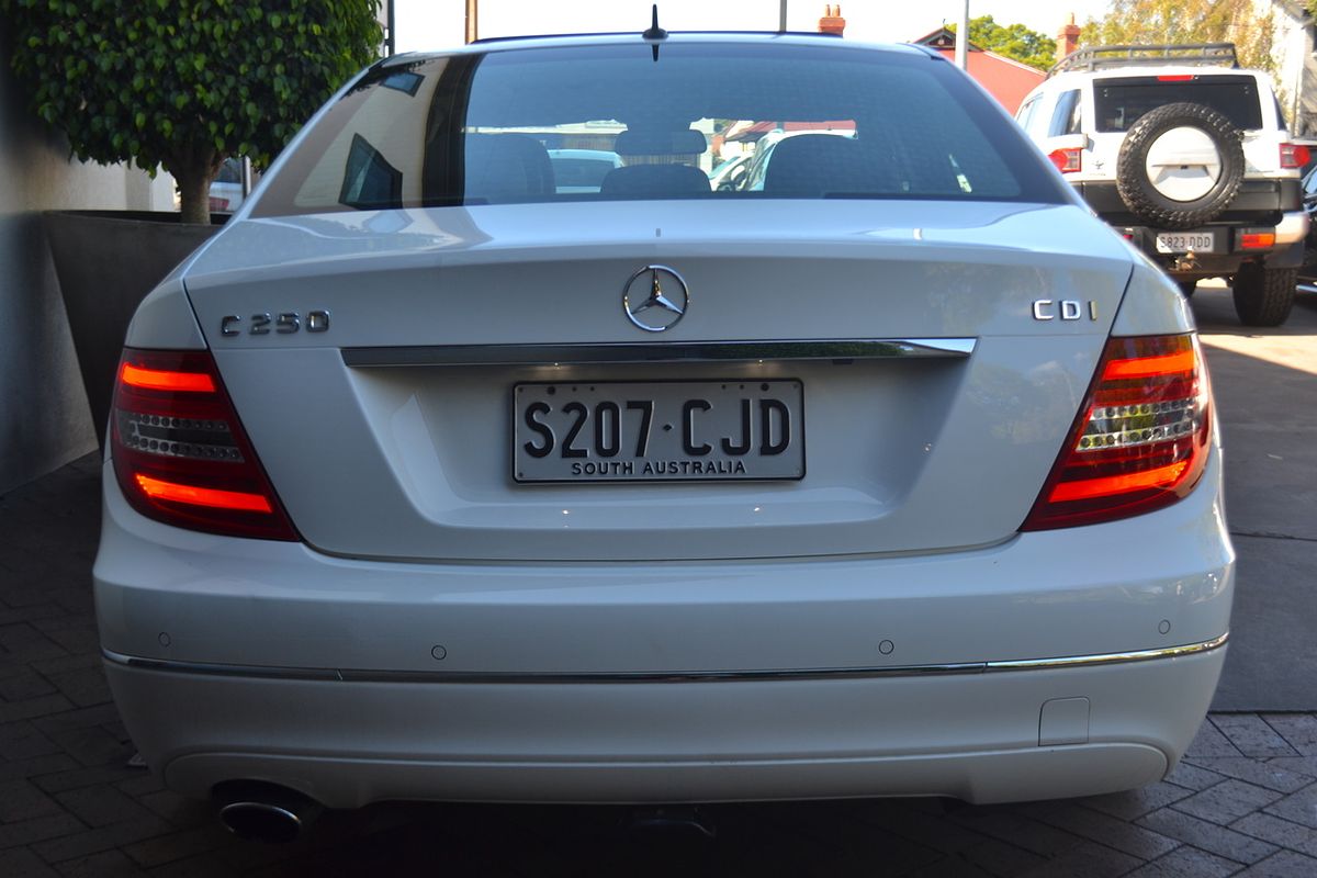 2012 Mercedes-Benz C-Class C250 CDI BlueEFFICIENCY Avantgarde W204