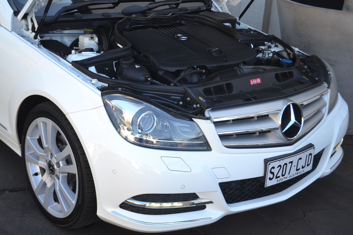 2012 Mercedes-Benz C-Class C250 CDI BlueEFFICIENCY Avantgarde W204