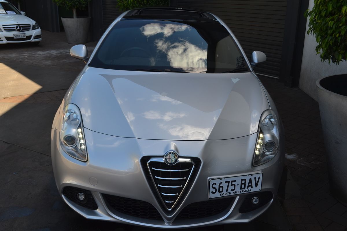 2013 Alfa Romeo Giulietta Progression Series 0