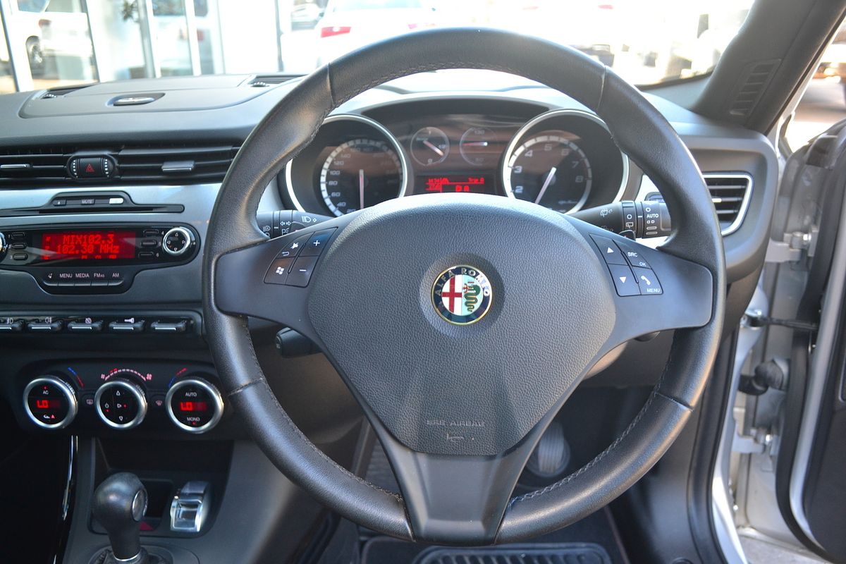 2013 Alfa Romeo Giulietta Progression Series 0