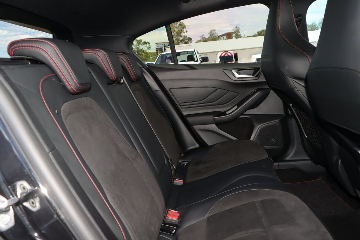 2022 Ford Focus ST SA