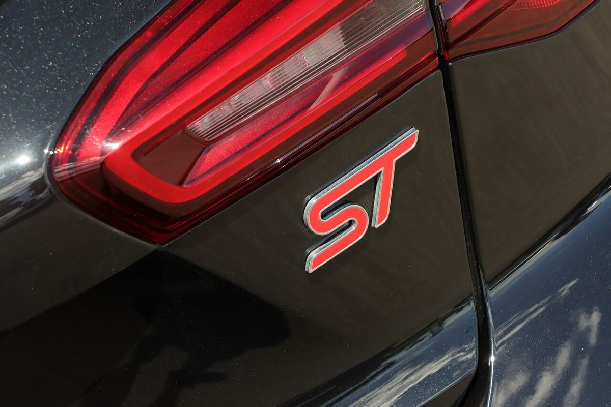 2022 Ford Focus ST SA