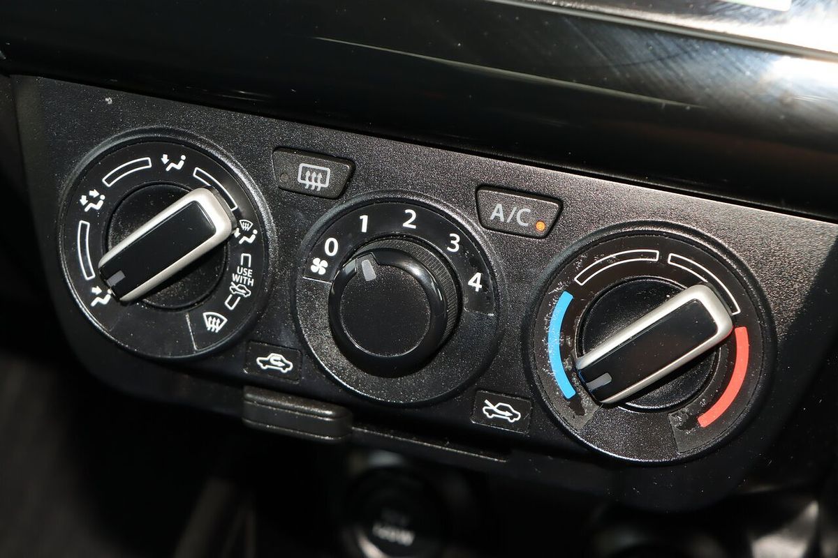 2019 Suzuki Swift GL Navigator AZ