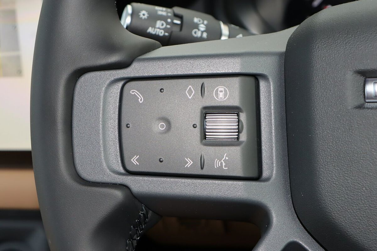 2024 Land Rover Defender 110 D350 X-Dynamic HSE L663