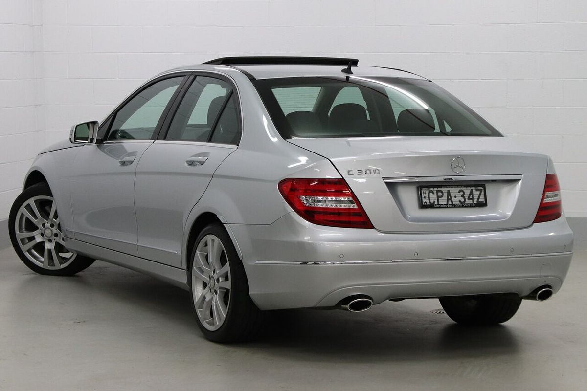 2013 Mercedes-Benz C-Class C300 Avantgarde W204