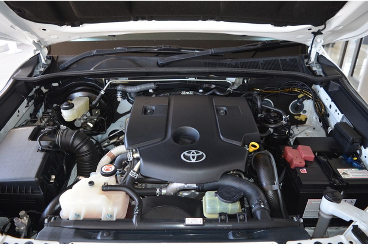 2018 Toyota Hilux SR5 GUN126R 4X4