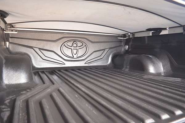 2018 Toyota Hilux SR5 GUN126R 4X4