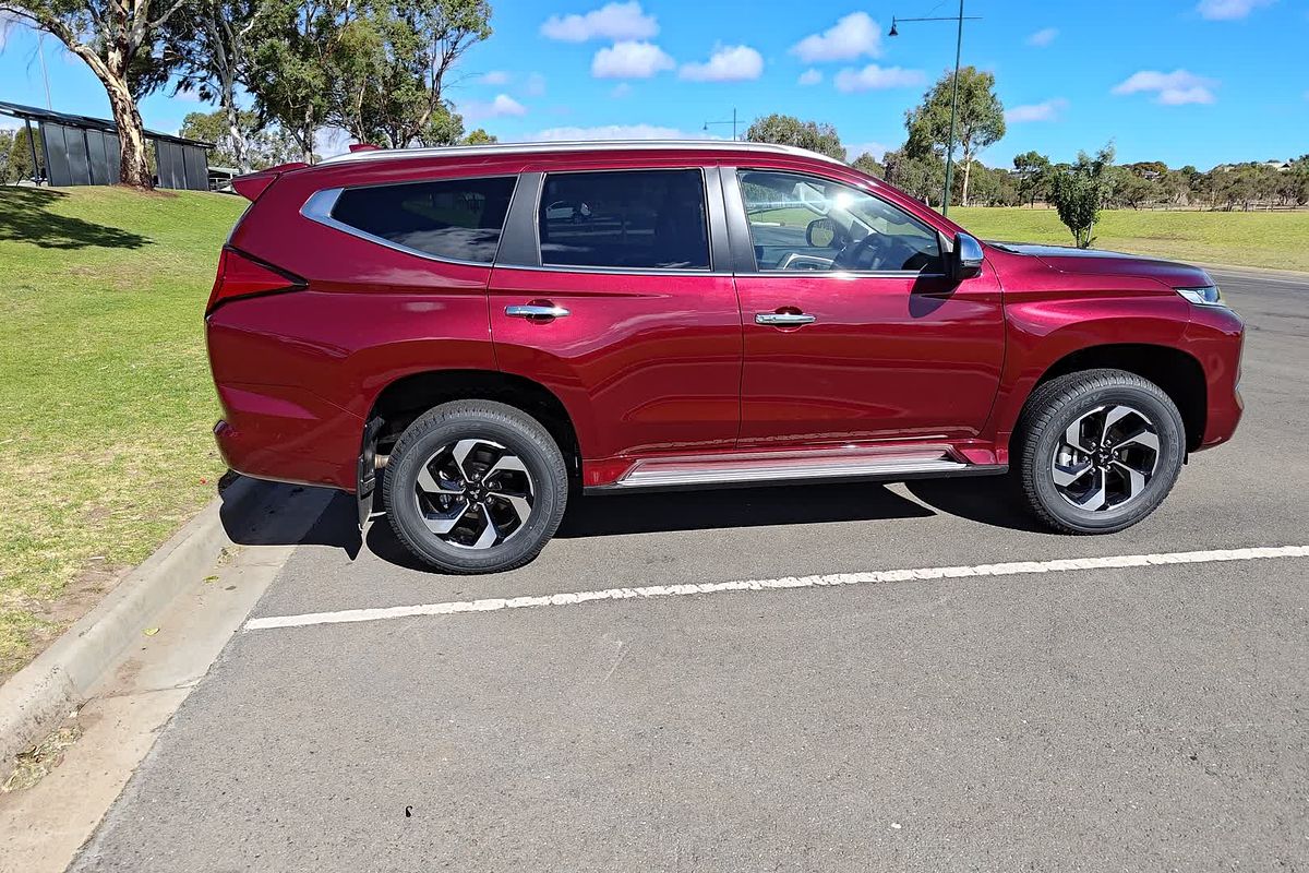 2024 Mitsubishi Pajero Sport GLS QG