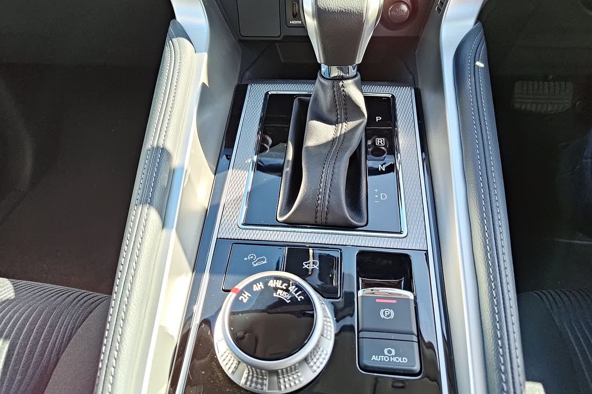 2024 Mitsubishi Pajero Sport GLS QG