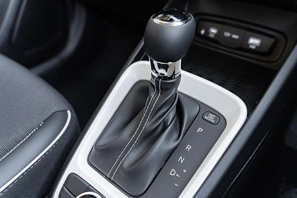 2024 Hyundai Venue Active QX.V5