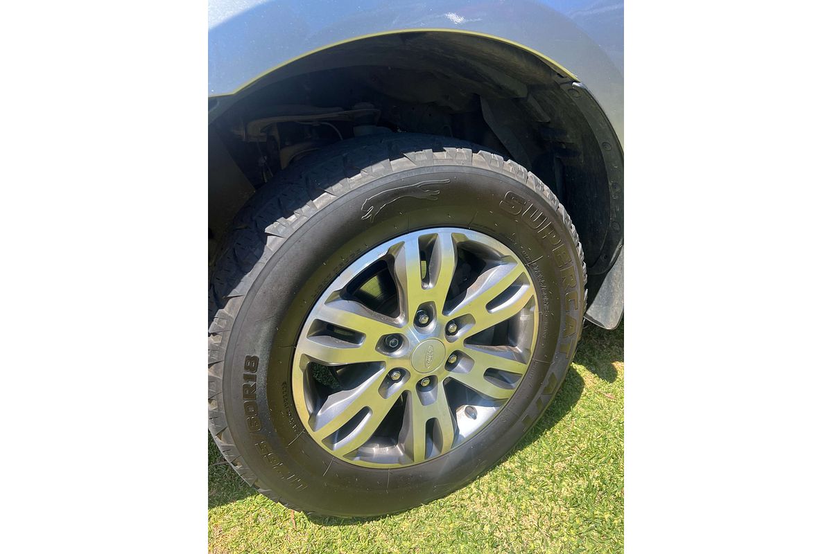 2017 Ford Everest Trend UA