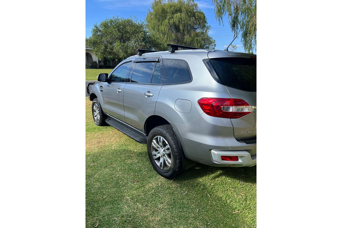 2017 Ford Everest Trend UA