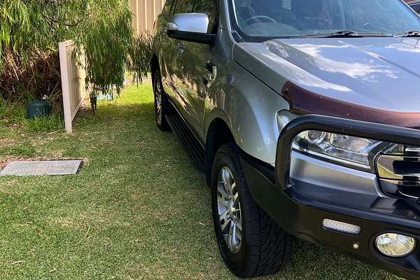 2017 Ford Everest Trend UA