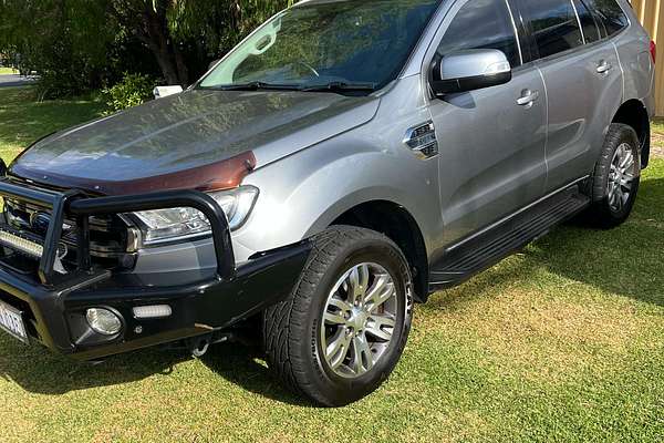 2017 Ford Everest Trend UA