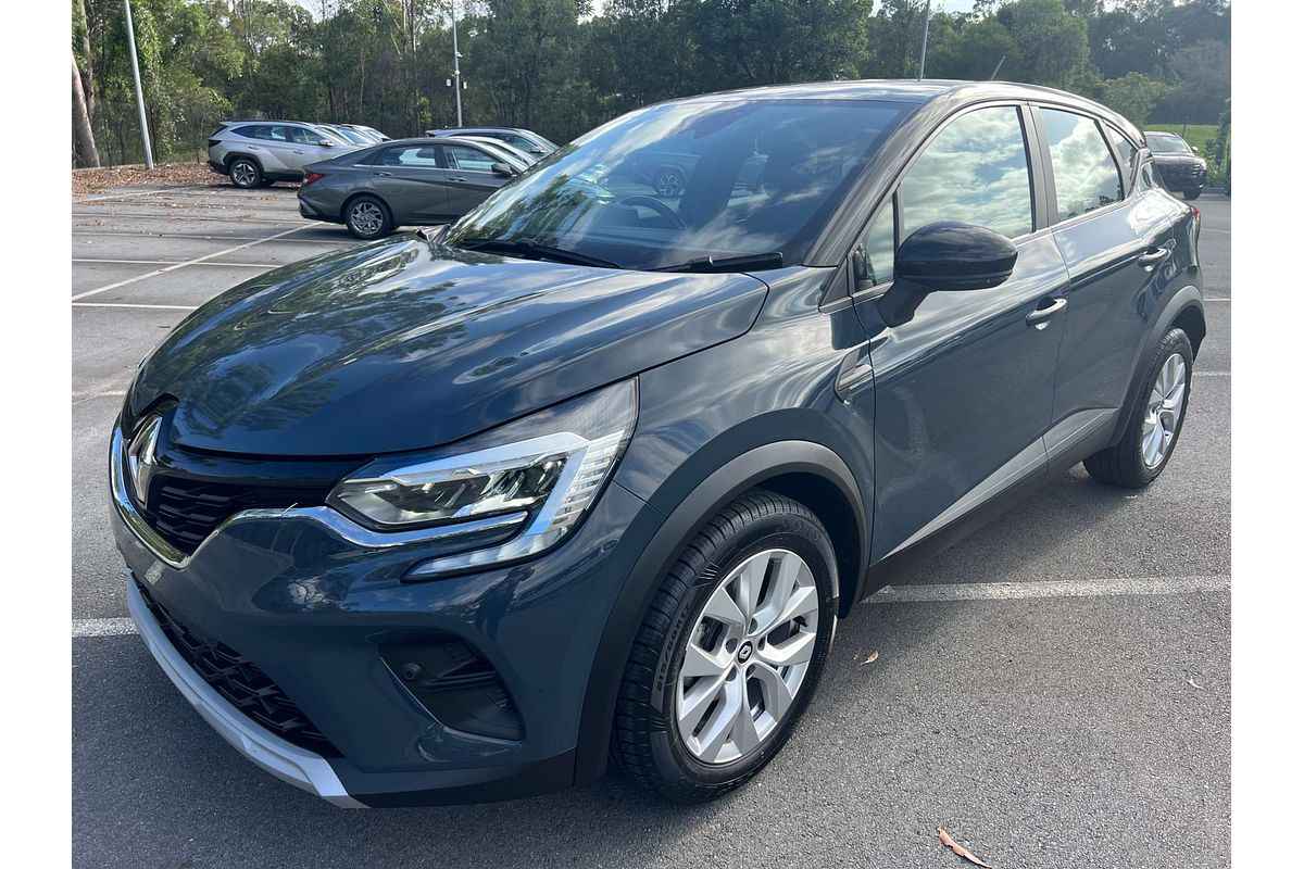 2022 Renault Captur Life XJB