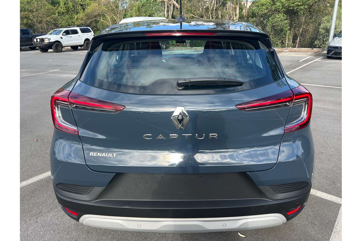 2022 Renault Captur Life XJB