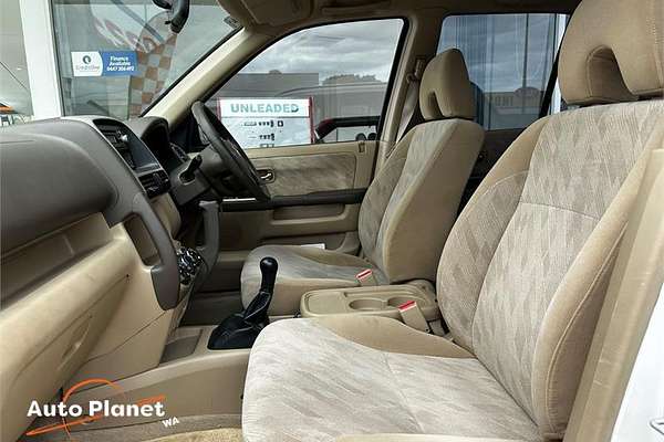 2006 Honda CR-V (4x4) 2005 UPGRADE