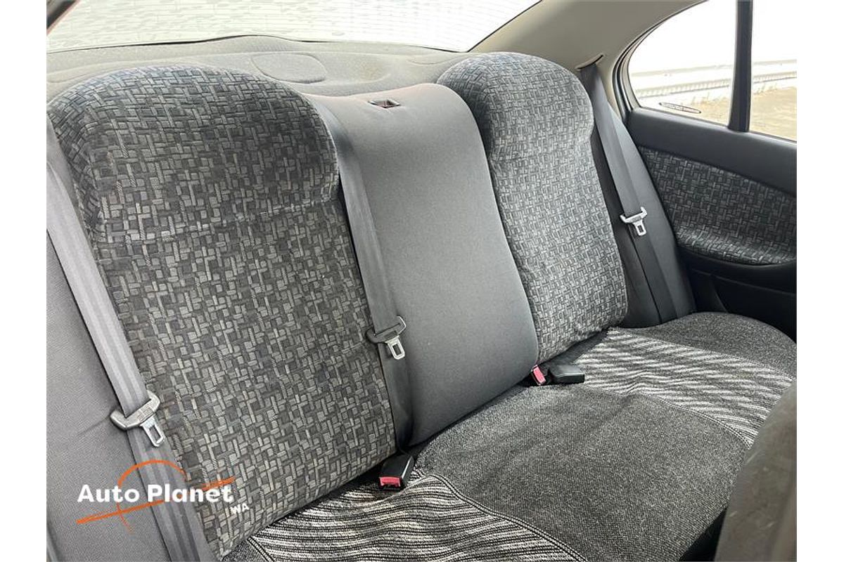 2003 Holden COMMODORE EXECUTIVE VY