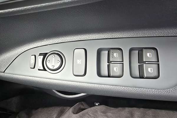 2025 Kia Stonic Sport YB