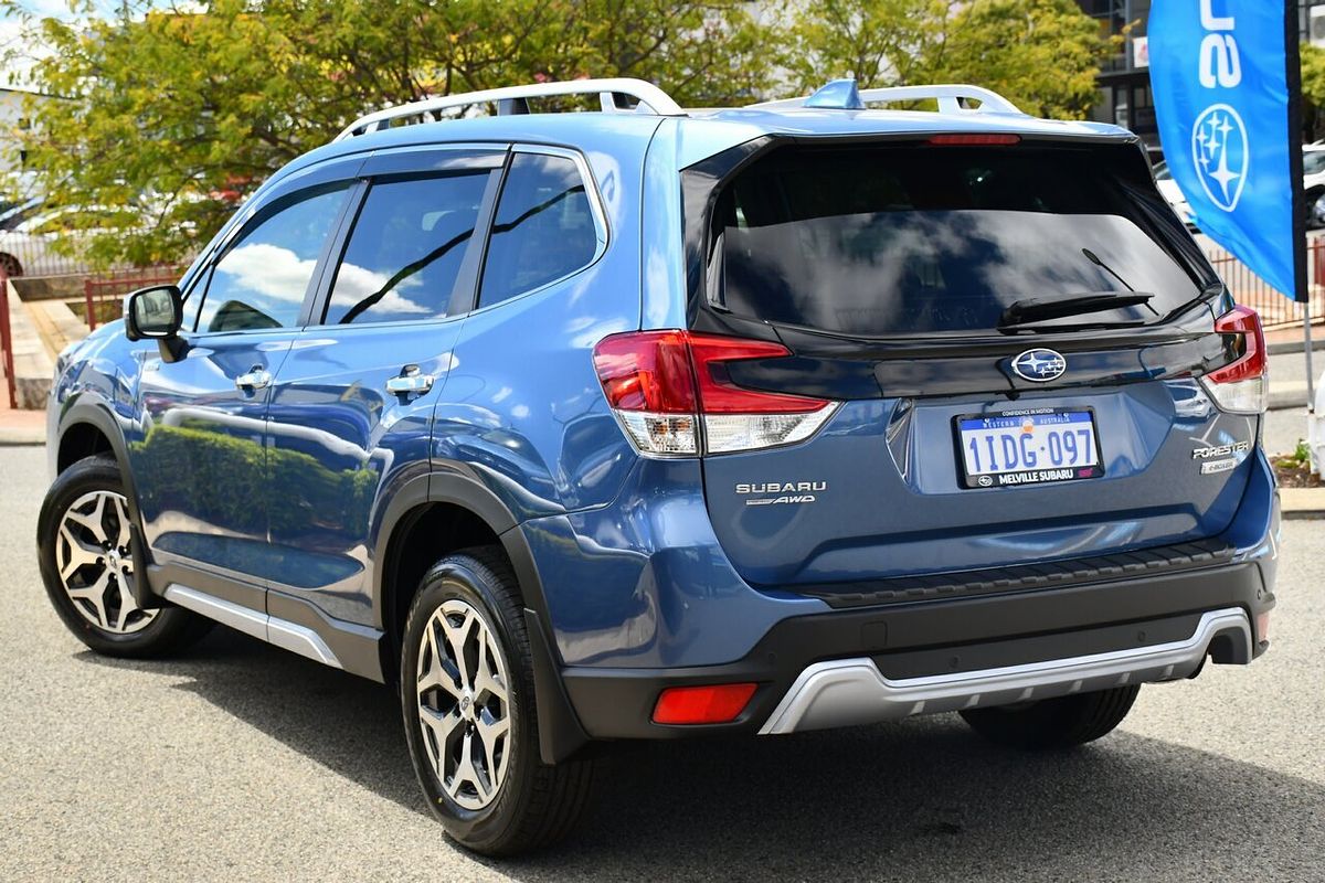 2023 Subaru Forester Hybrid L S5