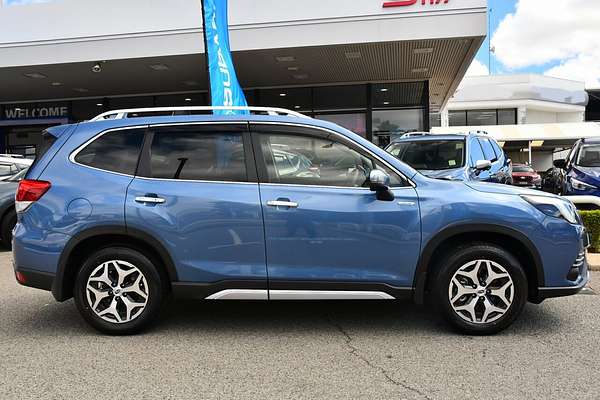 2023 Subaru Forester Hybrid L S5