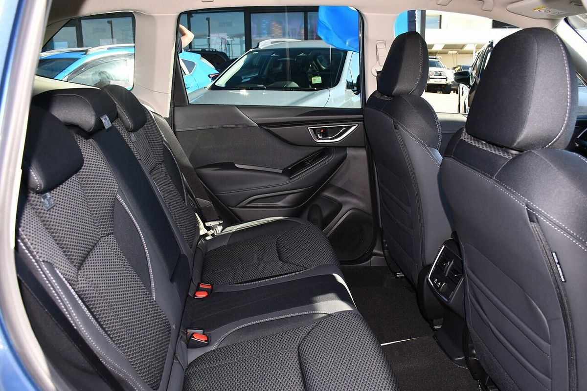 2023 Subaru Forester Hybrid L S5