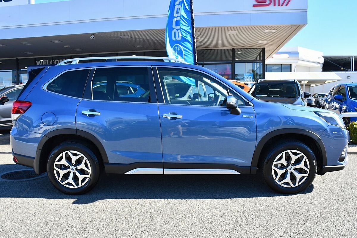 2023 Subaru Forester Hybrid L S5
