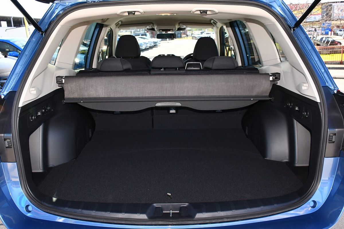 2023 Subaru Forester Hybrid L S5