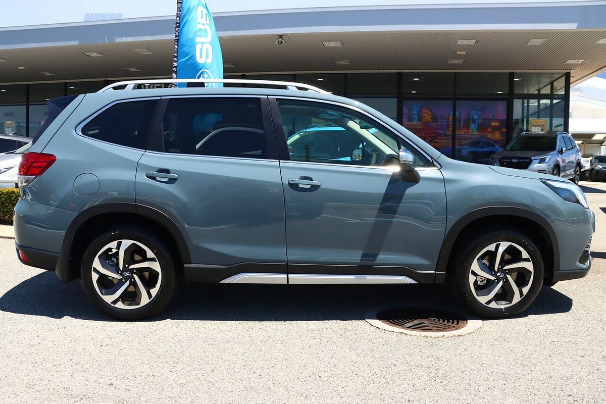 2024 Subaru Forester 2.5i-S S5