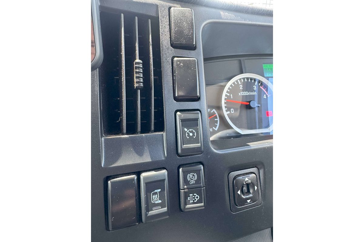 2024 Isuzu N Series NLR 45-150 Traypack 4x2