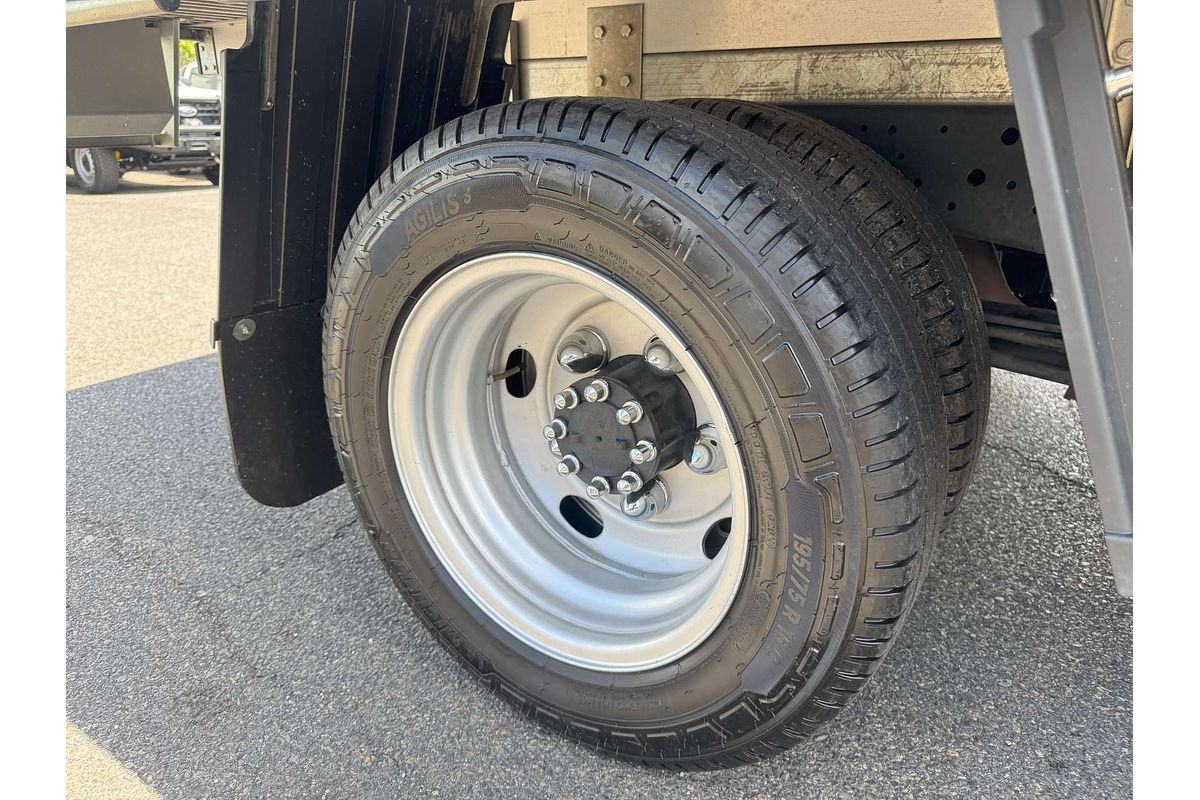 2024 Isuzu N Series NLR 45-150 Traypack 4x2
