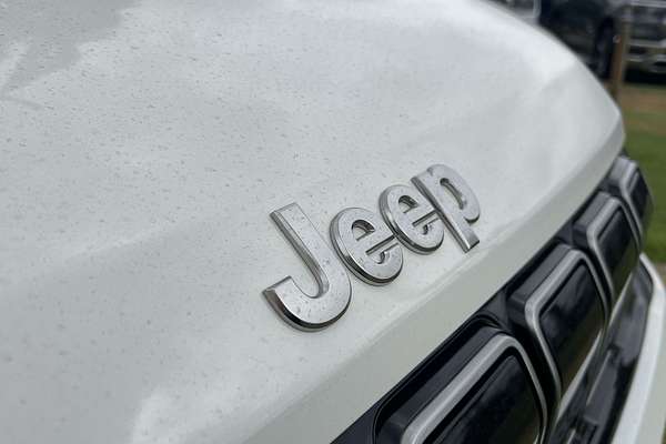 2024 Jeep Avenger Summit JJ