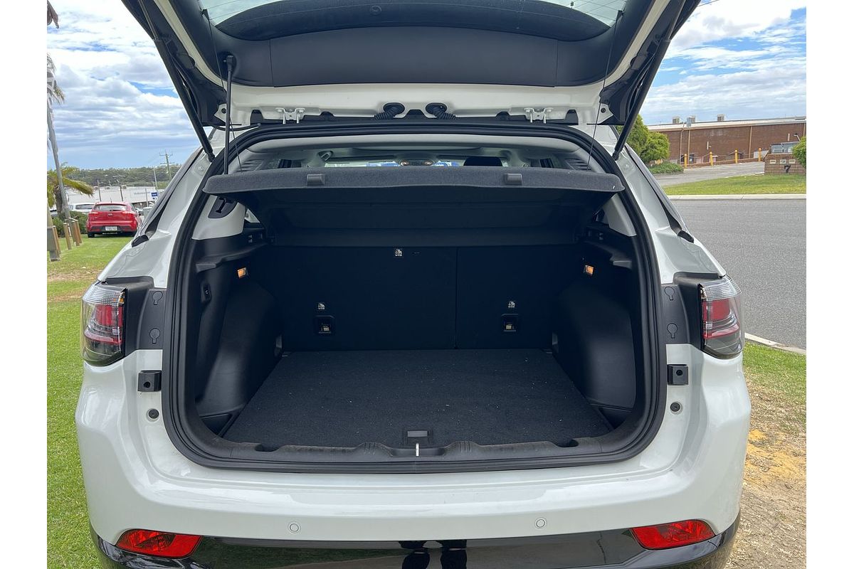 2024 Jeep Compass Summit e-Hybrid MV