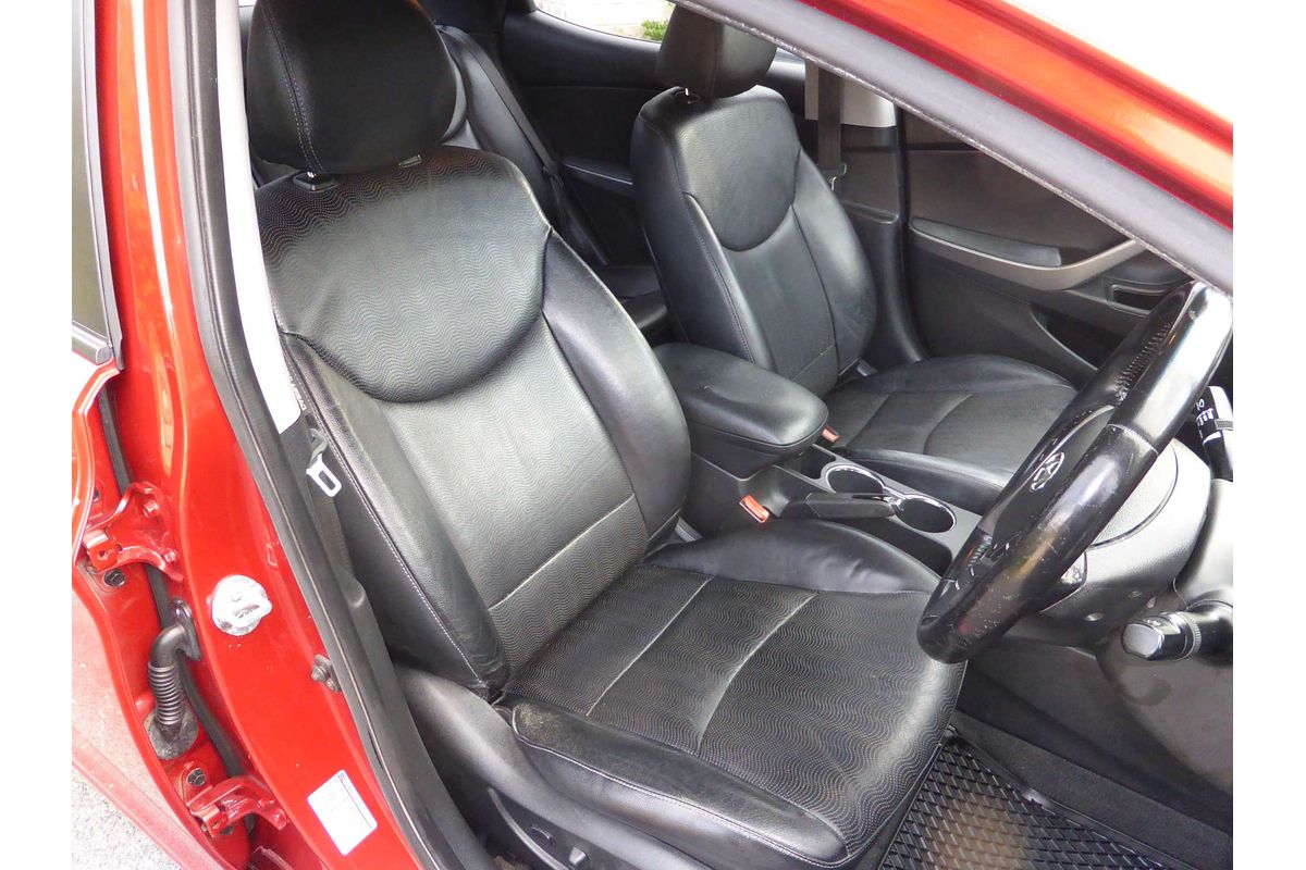 2013 Hyundai Elantra Premium MD2