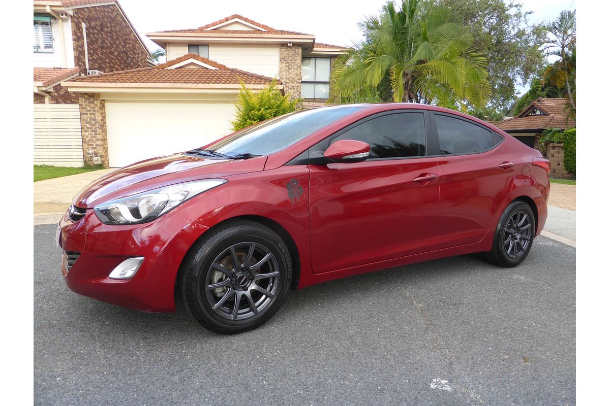 2013 Hyundai Elantra Premium MD2
