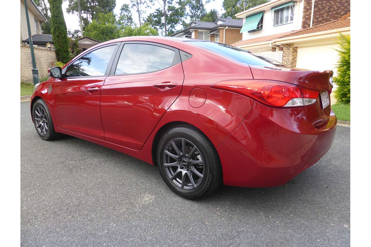 2013 Hyundai Elantra Premium MD2