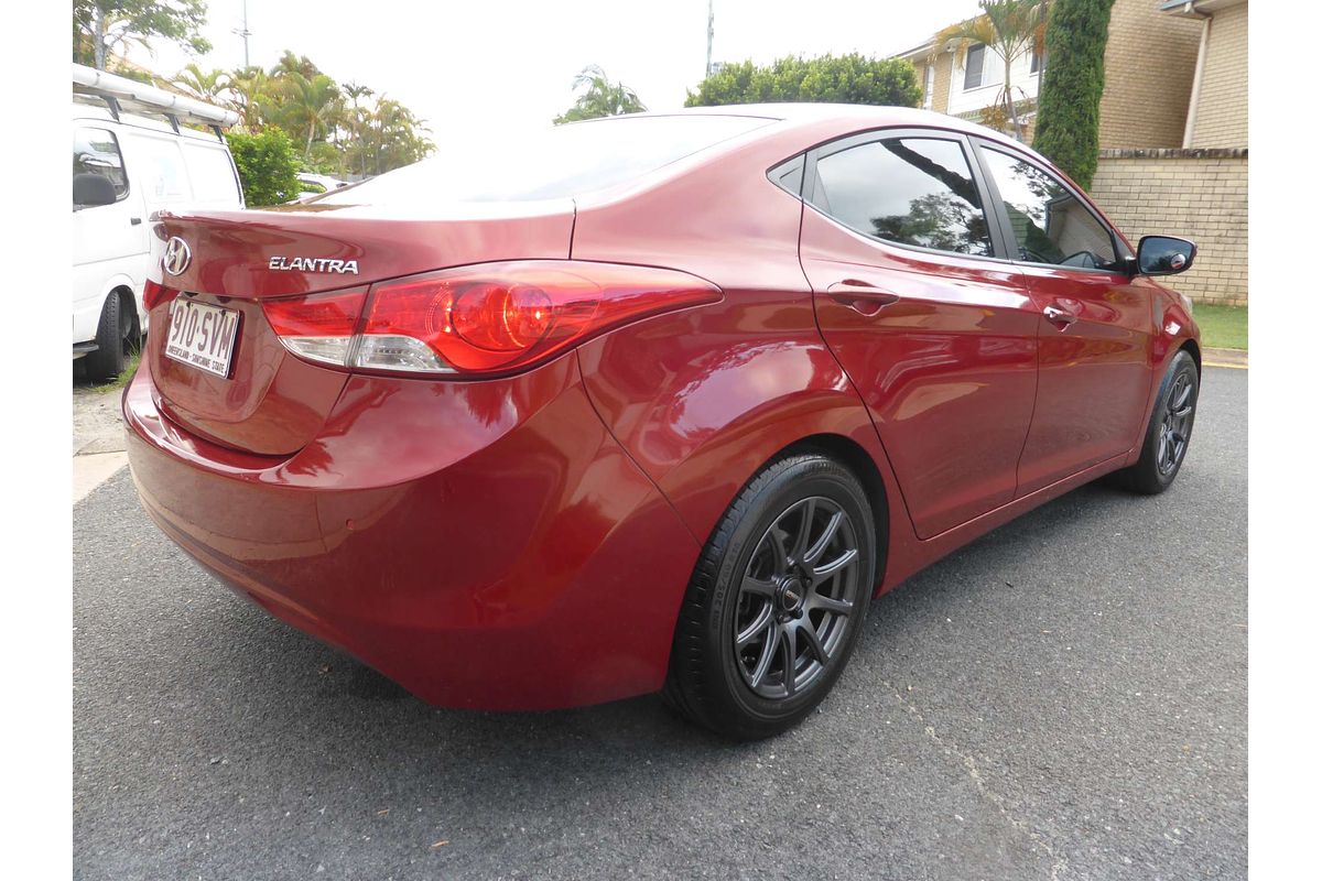 2013 Hyundai Elantra Premium MD2