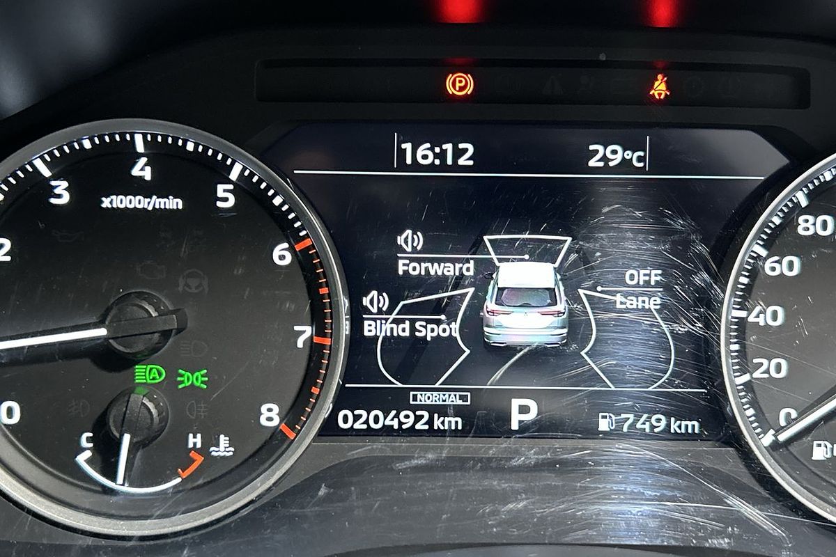 2023 Mitsubishi Outlander ES ZM