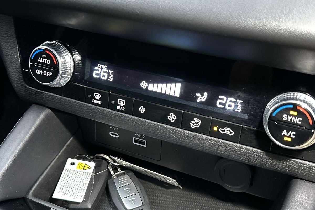 2023 Mitsubishi Outlander ES ZM