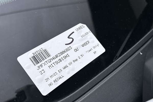 2023 Mitsubishi Outlander ES ZM