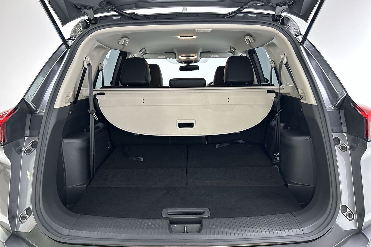 2023 Nissan X-TRAIL ST-L T33