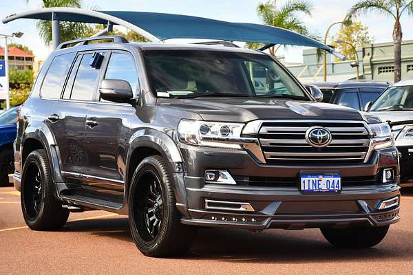 2021 Toyota Landcruiser Sahara VDJ200R