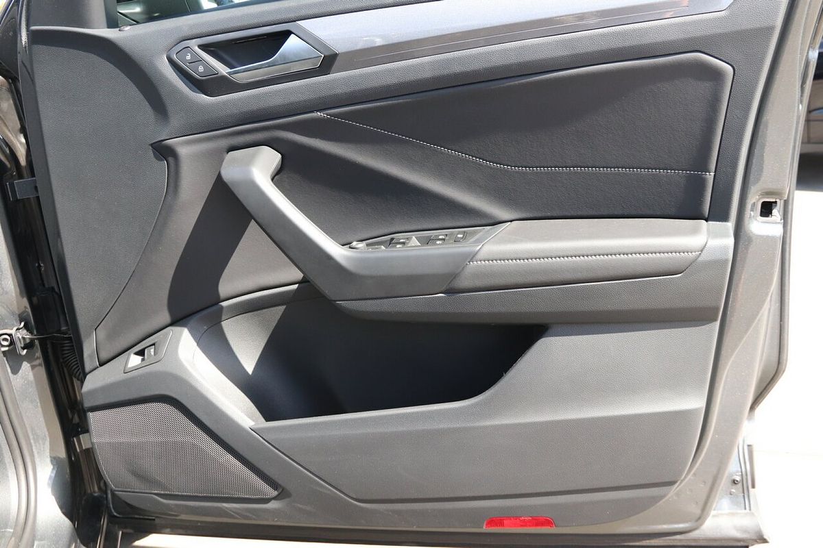 2024 Volkswagen T-Roc 110TSI Style D11