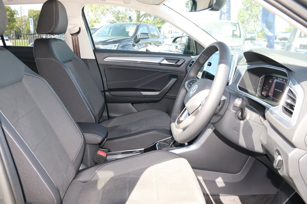 2024 Volkswagen T-Roc 110TSI Style D11