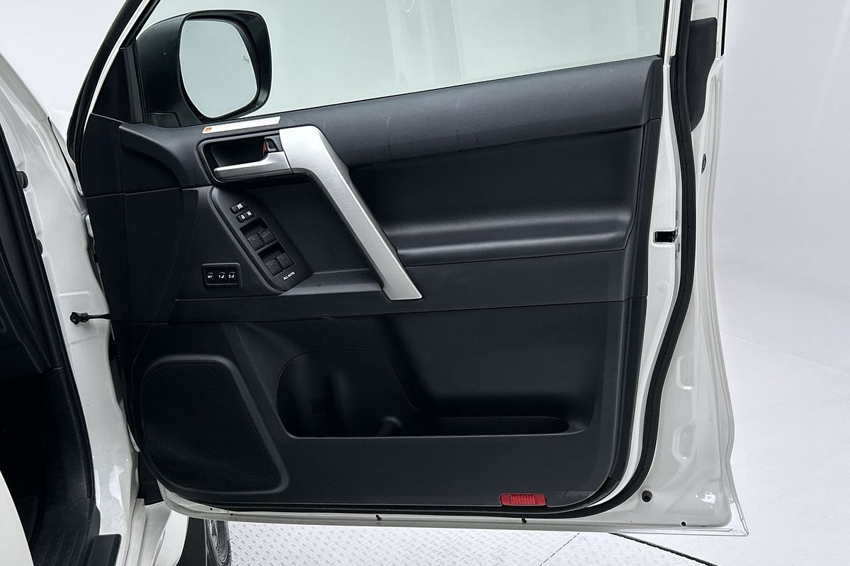 2023 Toyota Landcruiser Prado Kakadu GDJ150R