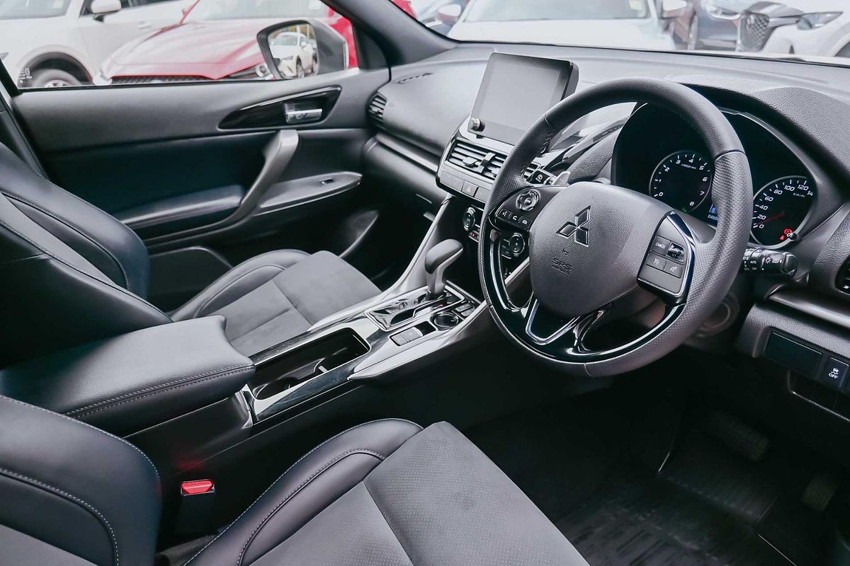 2023 Mitsubishi Eclipse Cross LS Black Edition YB